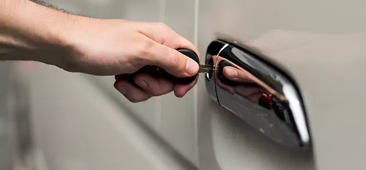 Why Choose Our Auto Locksmith Team in New York, NY?